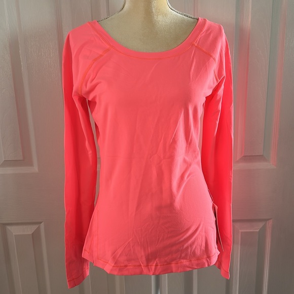 no brand Tops - Tuck-in LS Tee Women's Shirt Size 8